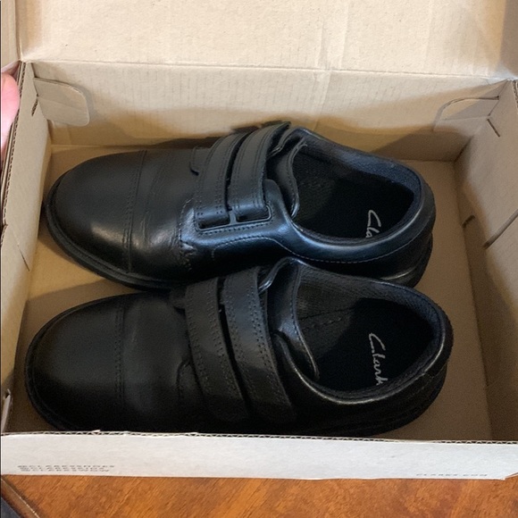 Clark’s black Leather shoes for boys - Picture 4 of 7